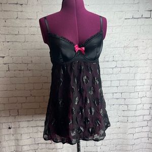 Victorias Secret Sexy little things size 36C black and pink babydoll chemise